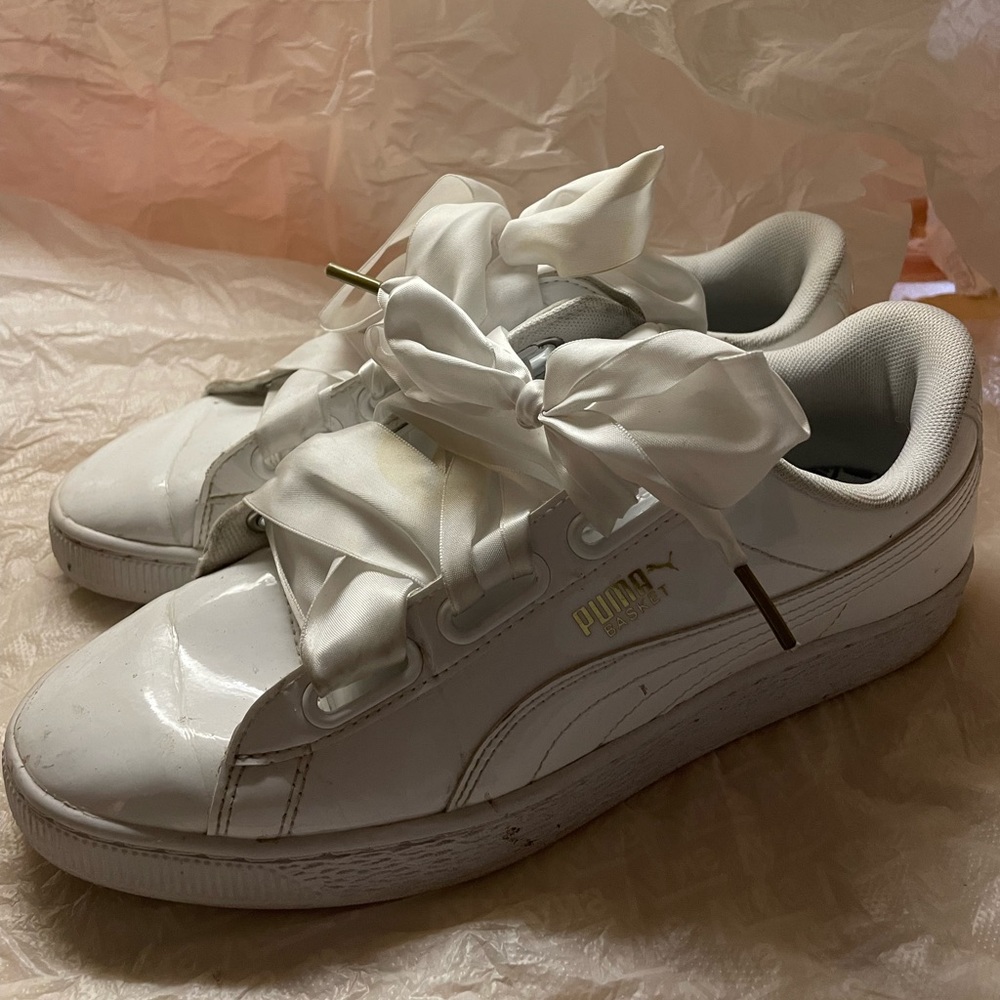 Puma Basket heart patent white 10